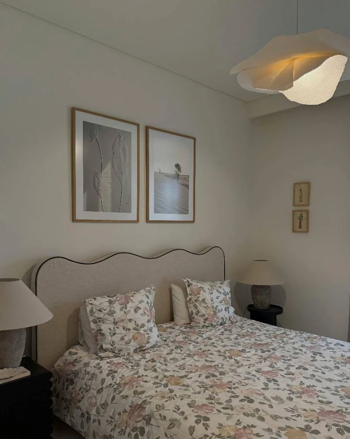 Chambre lumineuse dans colocation calme
