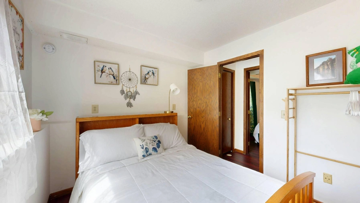 Room + administrative assistance - Paris 19th