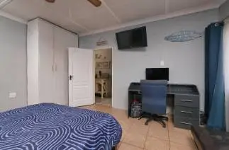 Chambre simple en coloc sympa, Montreuil (93)