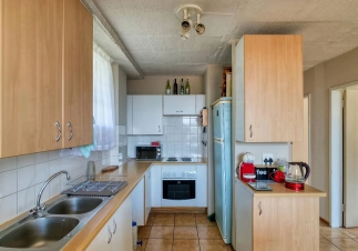 Student room in a shared apartment, Paris 13th