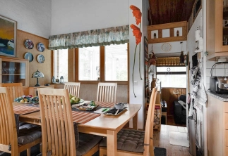 Bed in the heart of Paris, Paris 10th