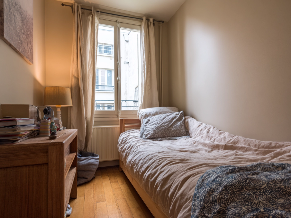 Chambre pour une étudiante Paris 10e
