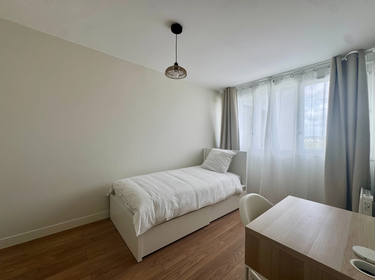 Chambre meublée en colocation – T4 refait à neuf –