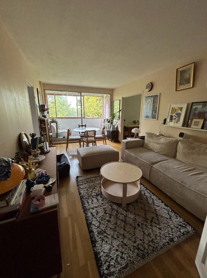 Ideal flatshare for a young female student or working professional