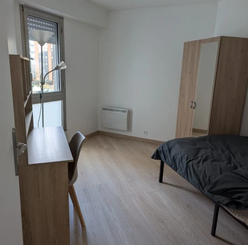 Colocation à 3 min de la gare RER A noisy champs