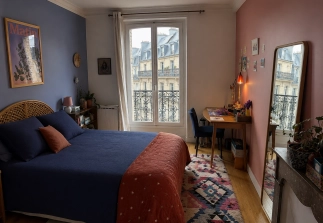 Chambre contre service pour dame âgée | Paris 9e 