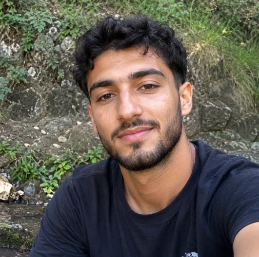 Je recherche un lit en chambre partagée  Paris 20e