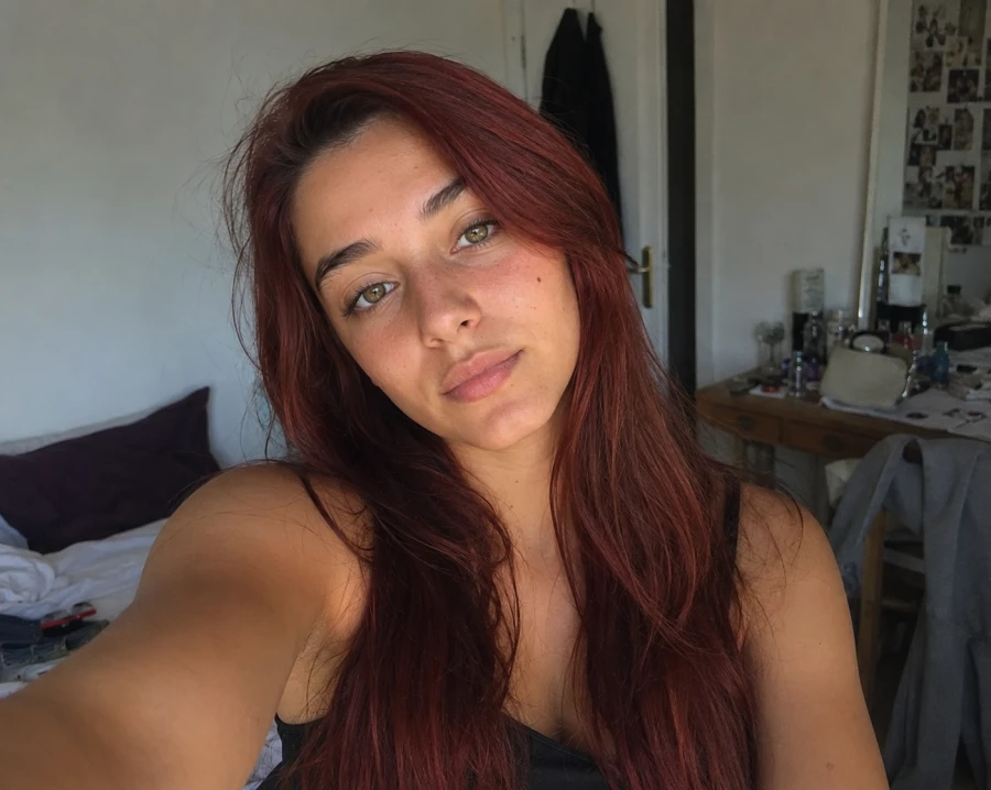 Demande lit en colocation  filles | Paris 5e