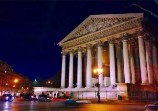 Recherche T3 deux chambres – Madeleine Paris 8e