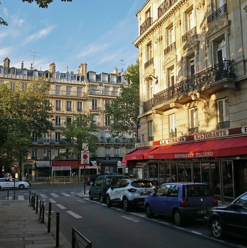 Looking for a two-bedroom apartment – Paris Cluny 5th arrondissement