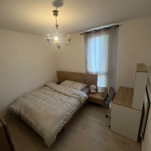 Chambre meublée à louer