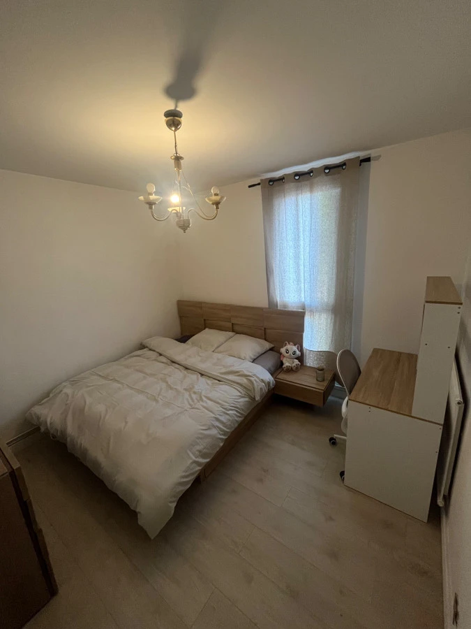 Chambre meublée à louer
